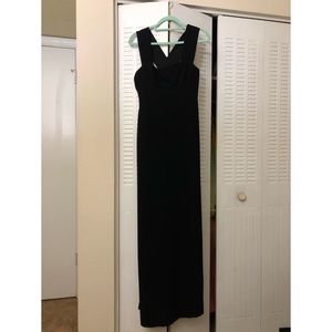 BCBG MaxAzaria Agata Black Evening Gown